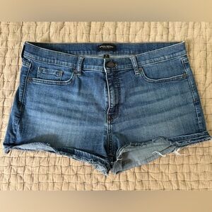 Banana Republic women’s denim shorts